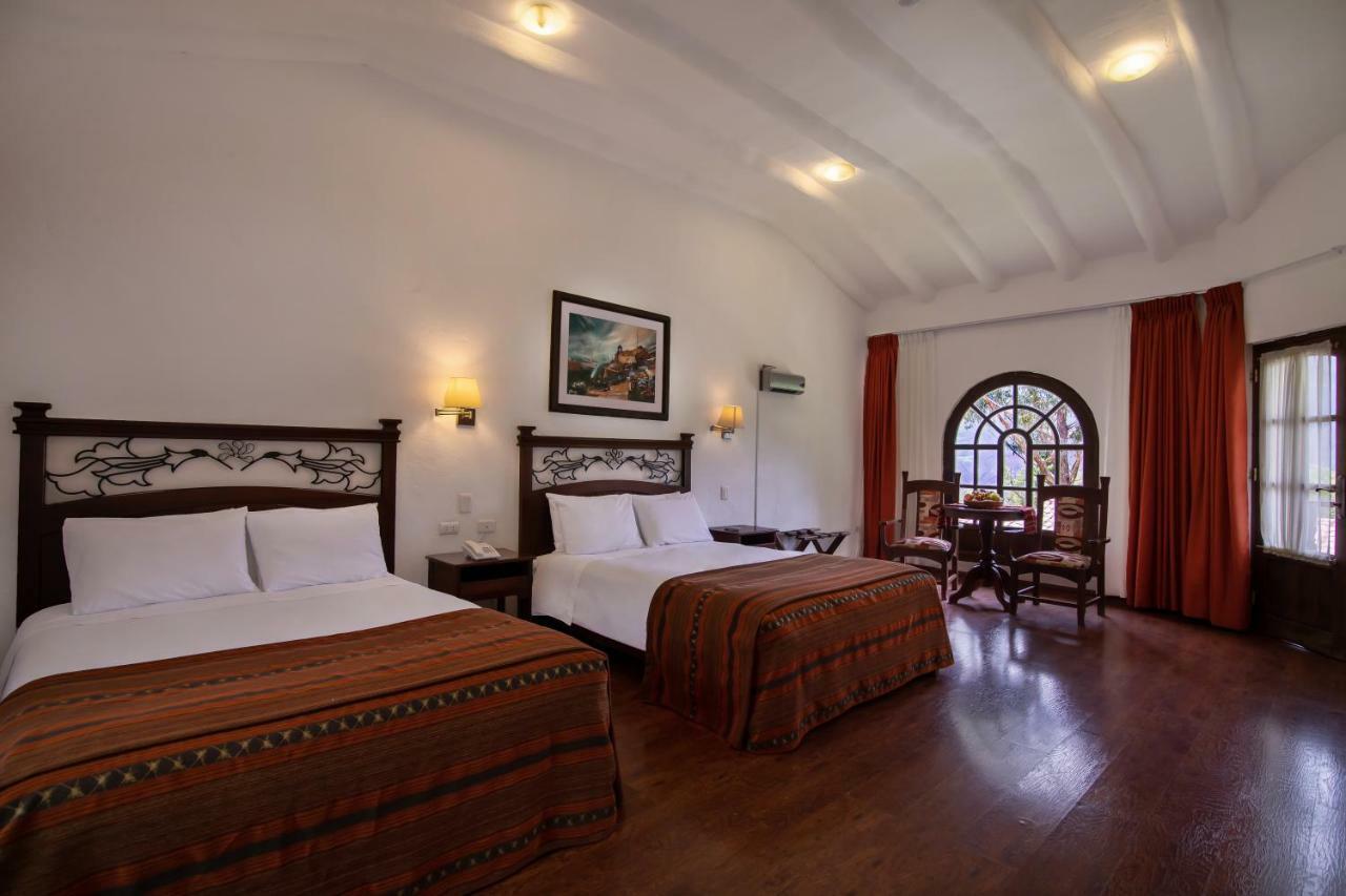 Hotel Hacienda Del Valle ウルバンバ エクステリア 写真
