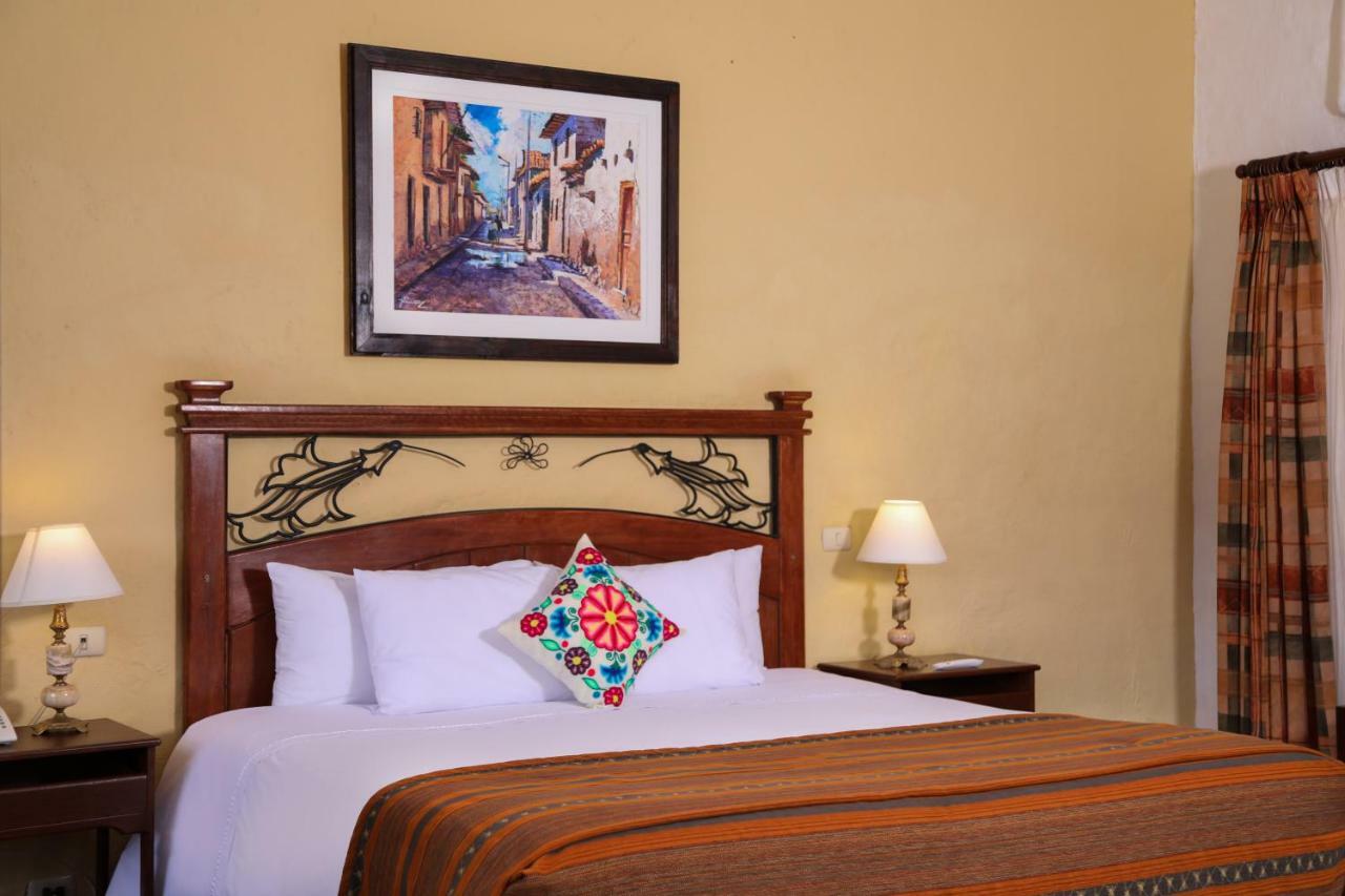 Hotel Hacienda Del Valle ウルバンバ エクステリア 写真